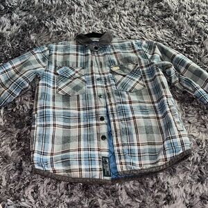 RVCA BOYS SIZE SMALL FLANNEL WITH A QUILTED LINING FOR EXTRA WARMTH